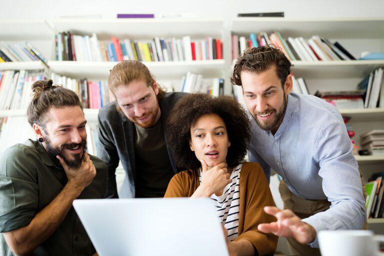 How to Hire Email Marketing Experts in 2025